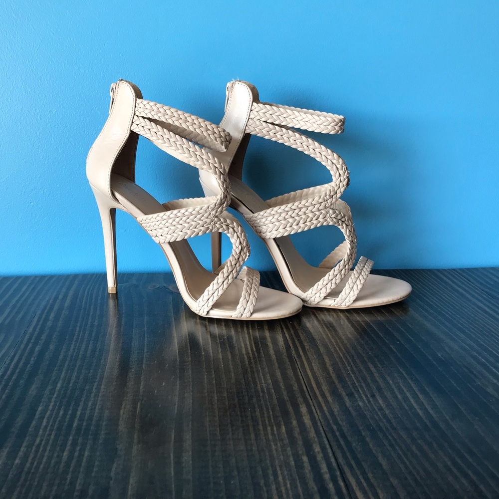 Nude Cage stilettos